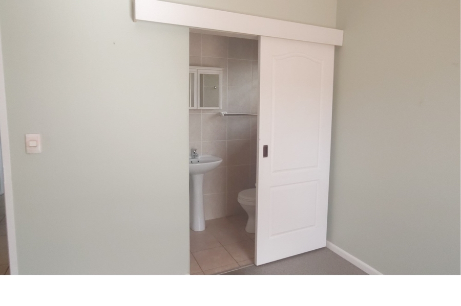 2 Bedroom Property for Sale in Protea Heights Western Cape
